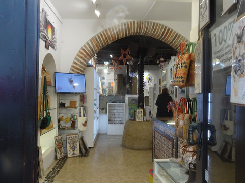 Loja Do Lagar-奥比都斯必去景点