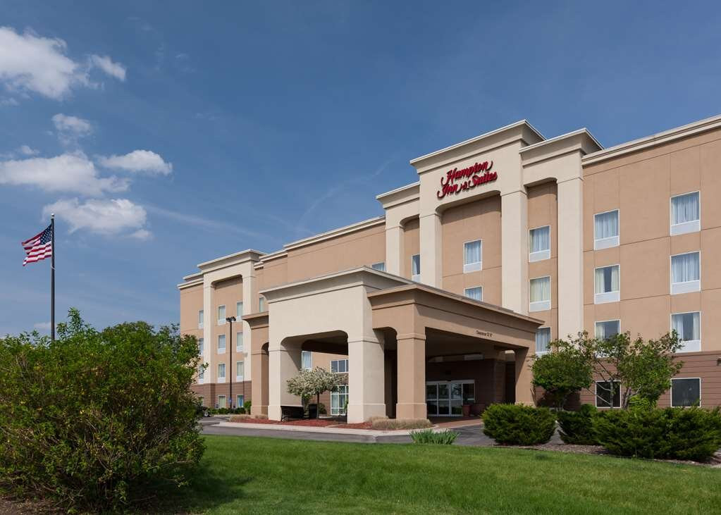 Hampton Inn & Suites Davenport主图