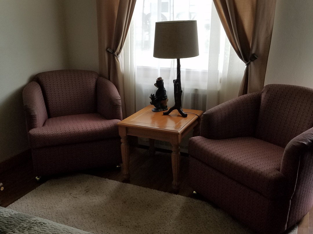 Parke Bridge Motel主图