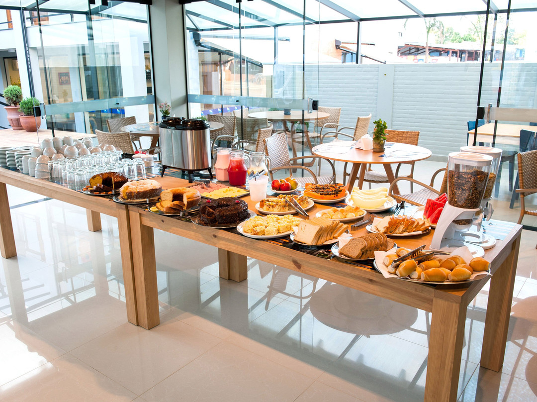 CLH Suites Bonito Centro主图