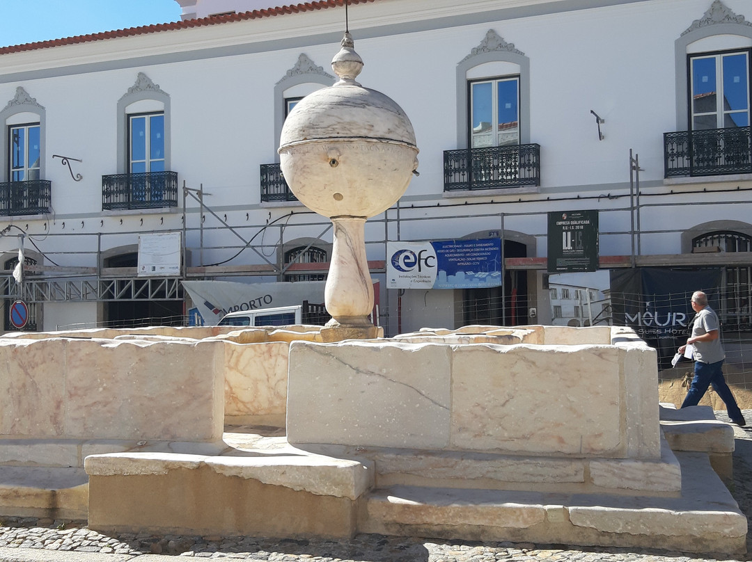 莫拉門（埃武拉）的噴泉-埃武拉必去景点