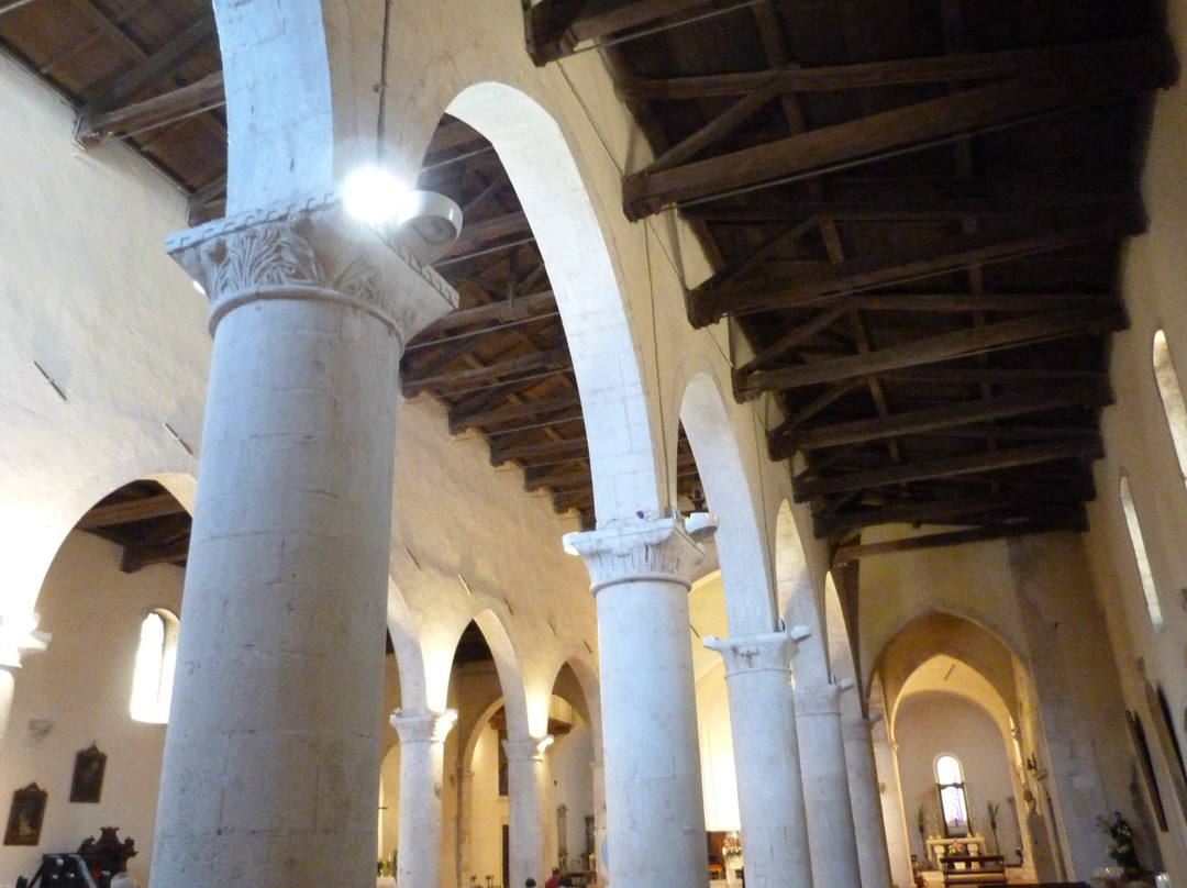 Chiesa di Santa Maria Della Tomba-苏尔莫纳必去景点