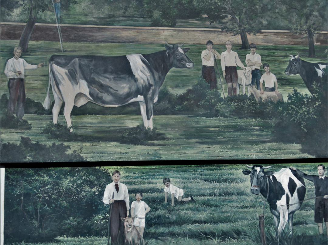 Fresque "vaches Dans Le Pré"景点图片