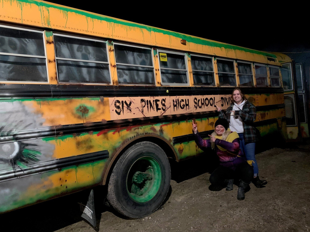 Six Pines Haunted Attractions-温尼伯必去景点