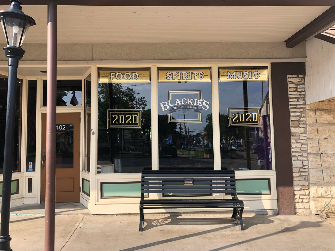 HH Supply Co. Restaurant & Bar