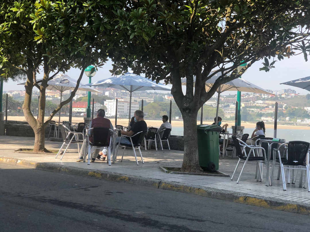 Playa de Santa Cristina景点图片