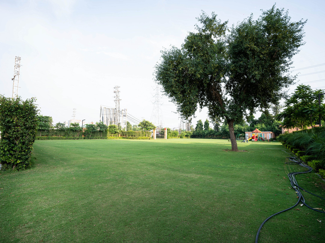 Lemon Tree Hotel, Sohna Road, Sector 68, Gurugram主图