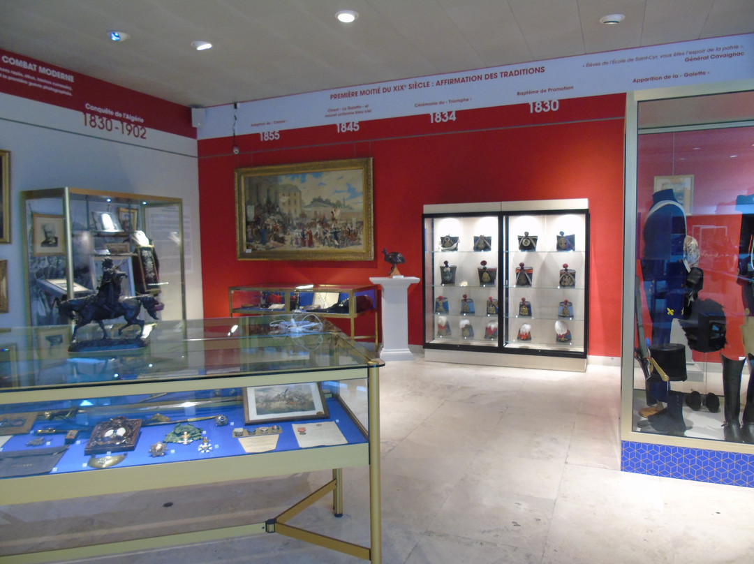 Musee de l'Officier-Guer必去景点