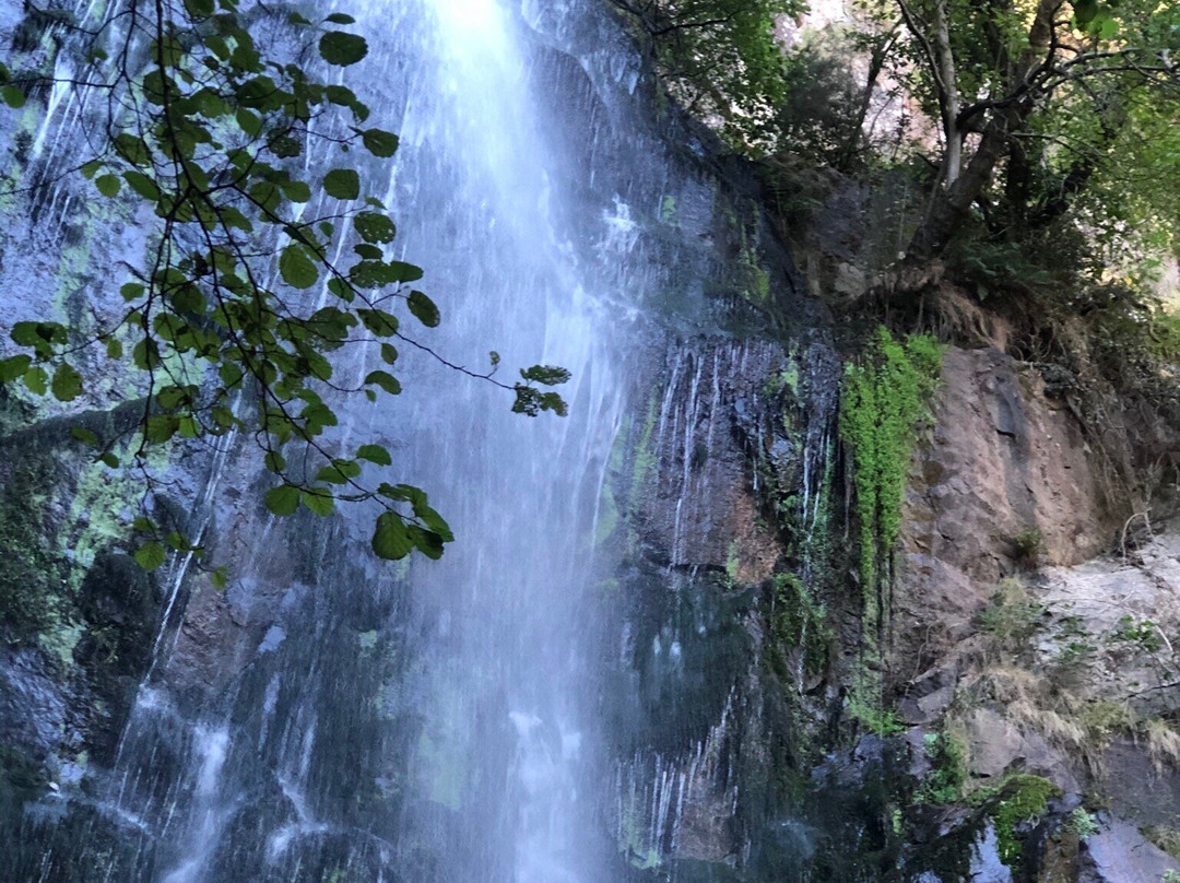 Cascada De Auga Caida-Panton必去景点