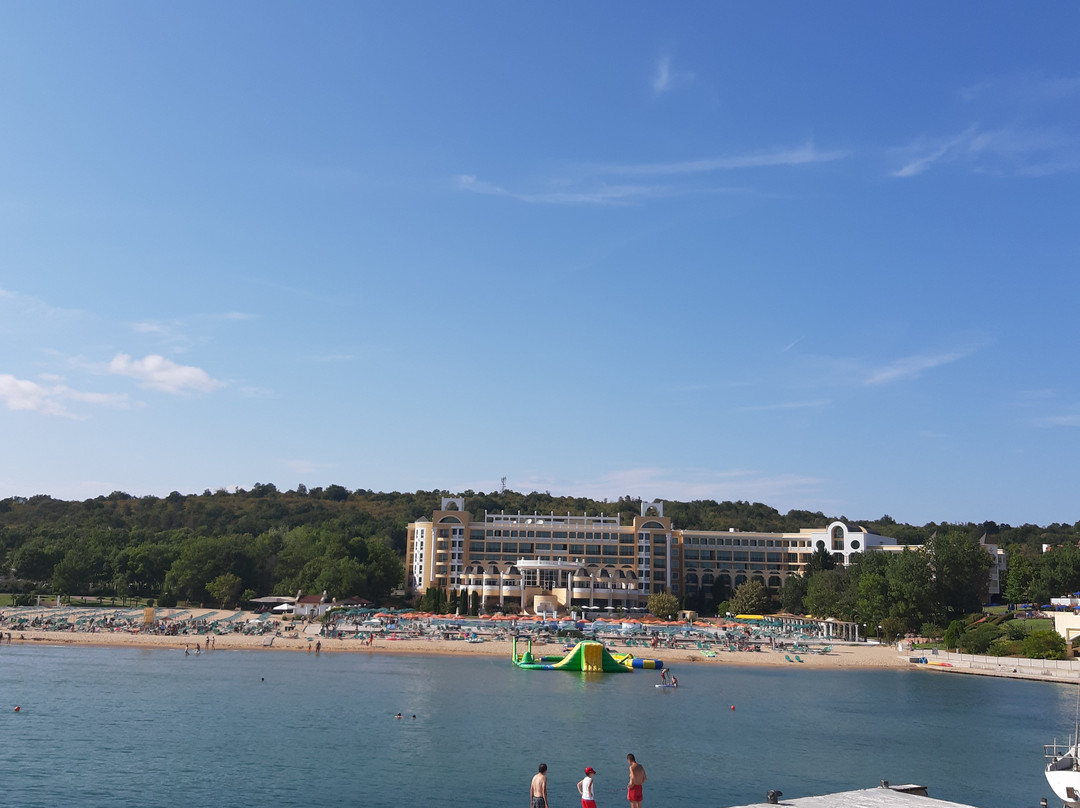 杜尼全包度假乡村酒店主图