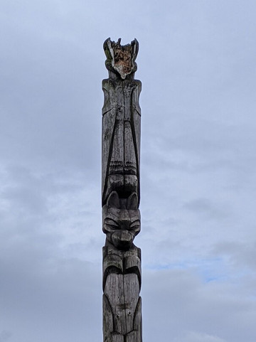Kelty Totem Pole-Kelty必去景点