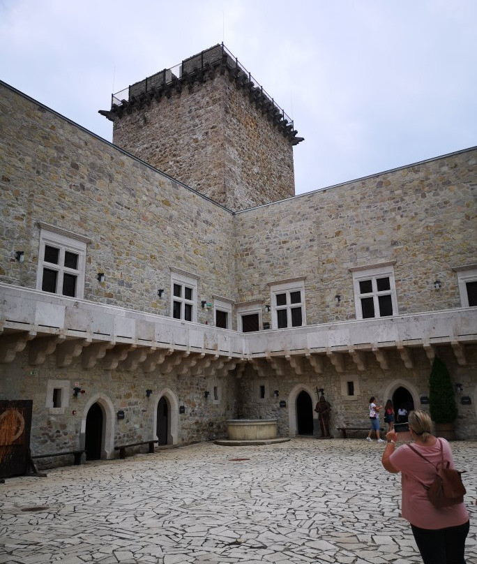 Castle of Diósgyőr景点图片