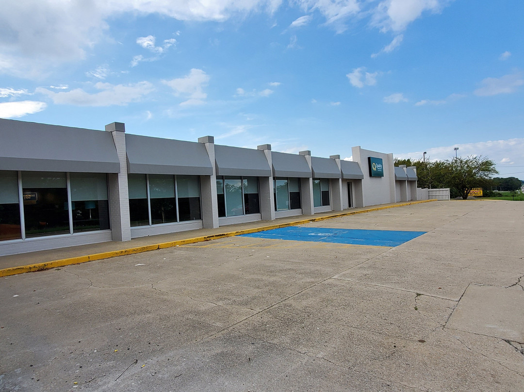 Quality Inn & Suites Vandalia Near I-70 and Hwy 51主图