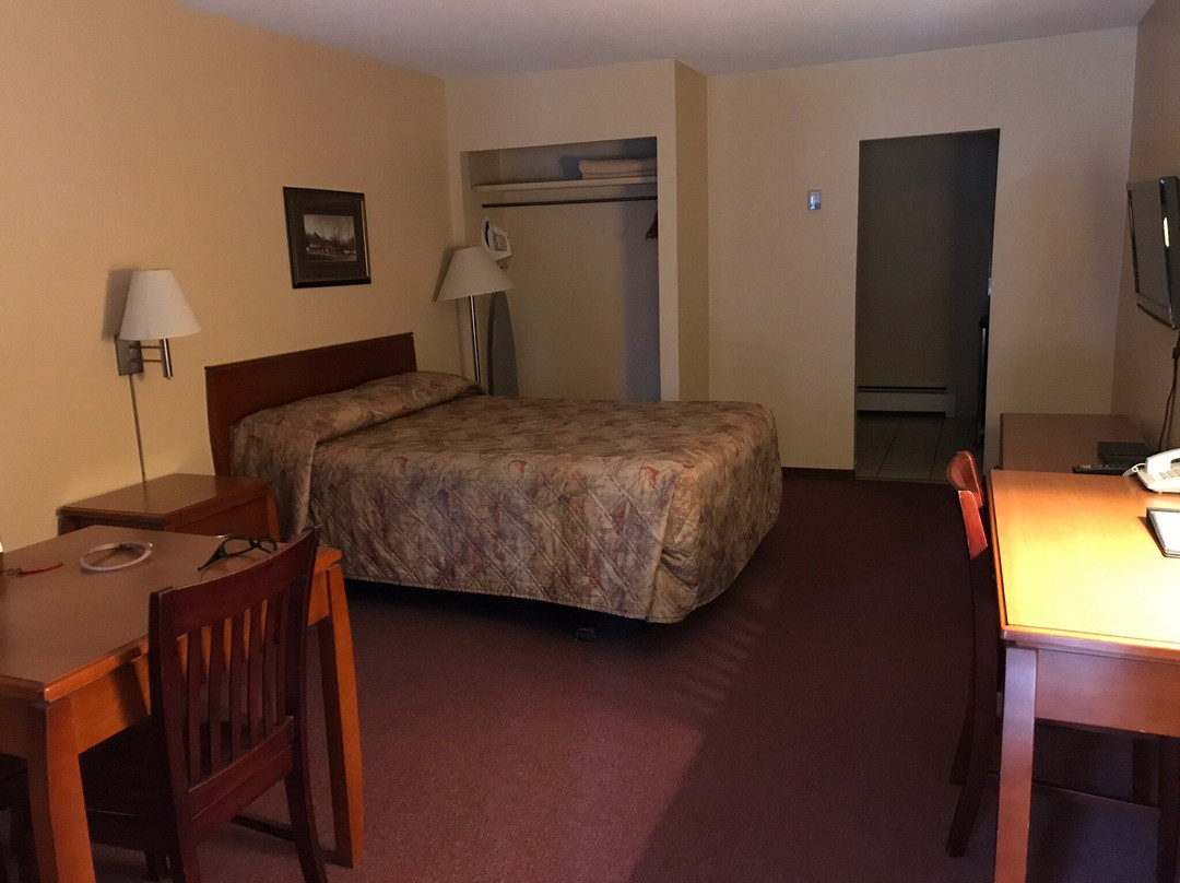 Yellowhead Motel主图