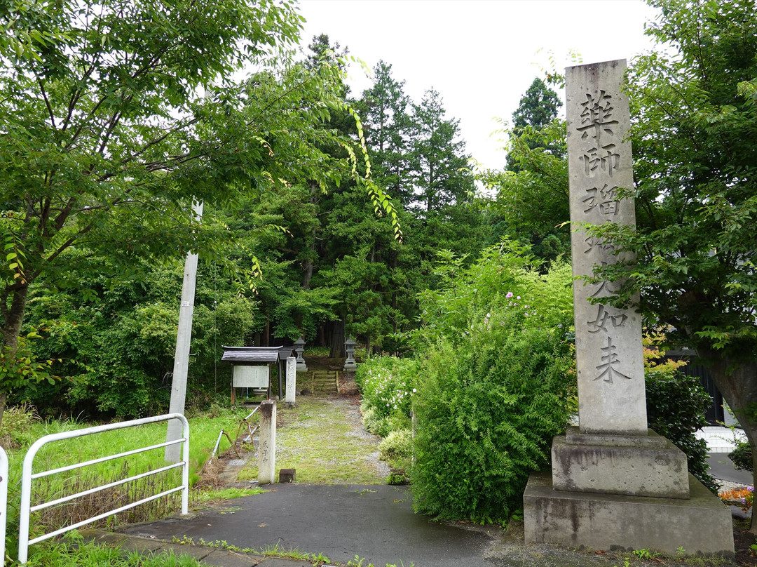 Yakushido-东置赐郡必去景点