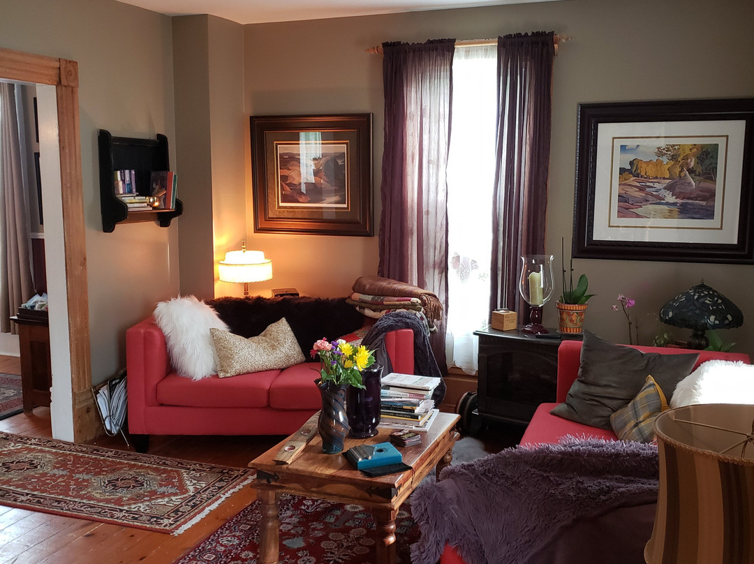 Sleepy Hallowell Bed and Breakfast主图