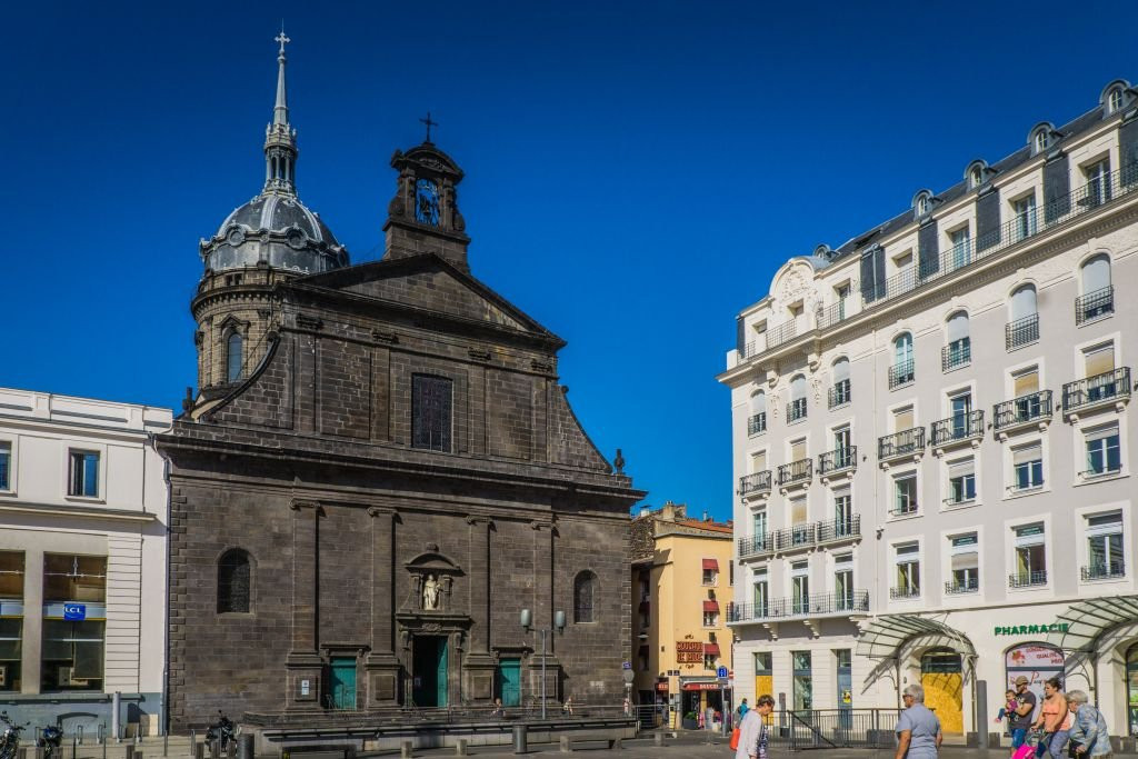 Eglise Saint-Pierre-des-Minimes-克莱蒙费朗必去景点