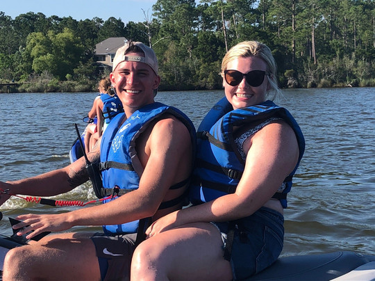 Barefoot Tours & Charters-橙色海湾必去景点