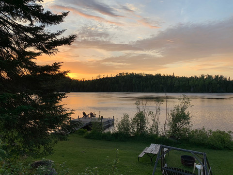 Loon Lake Lodge主图