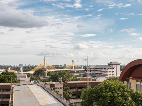 暖武里府宮大酒店主图