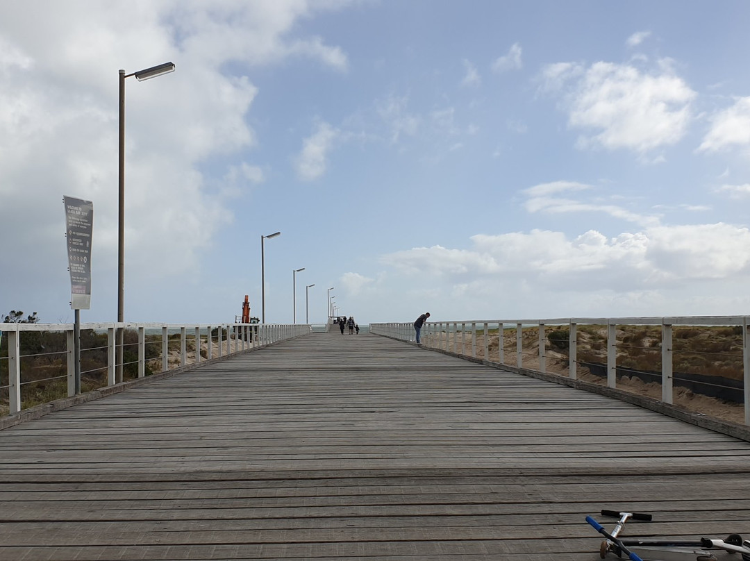 Largs Jetty景点图片