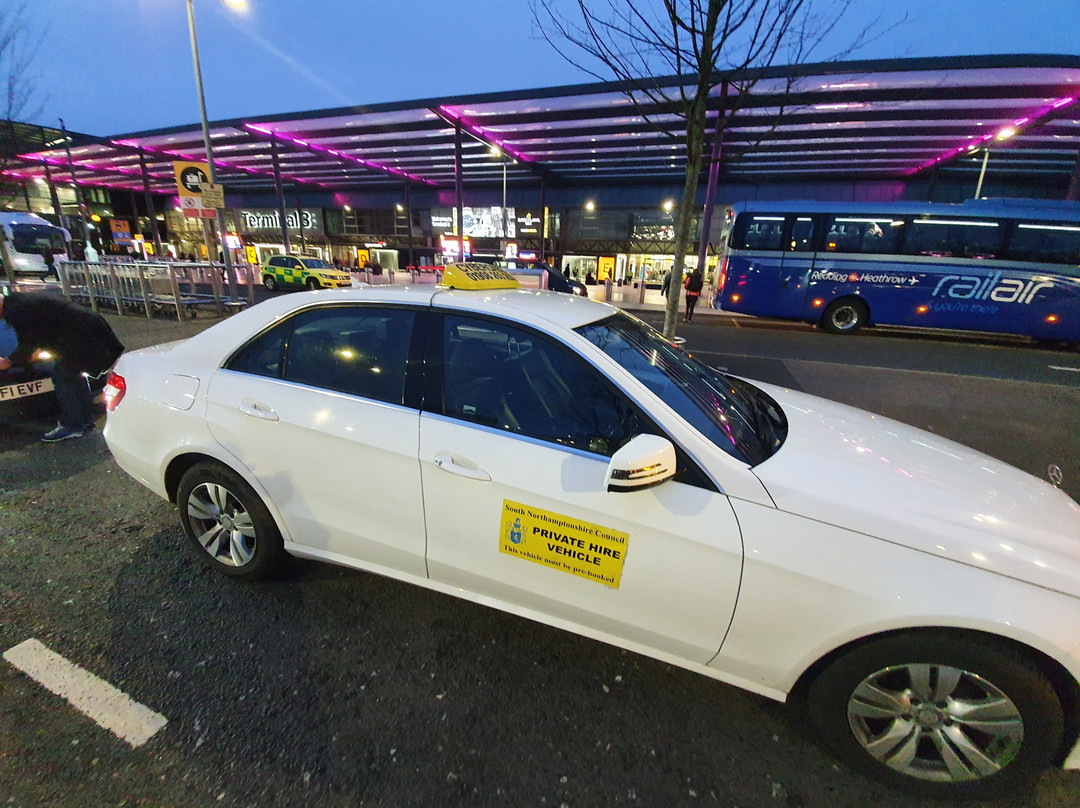 Clives Taxi Milton Keynes City景点图片