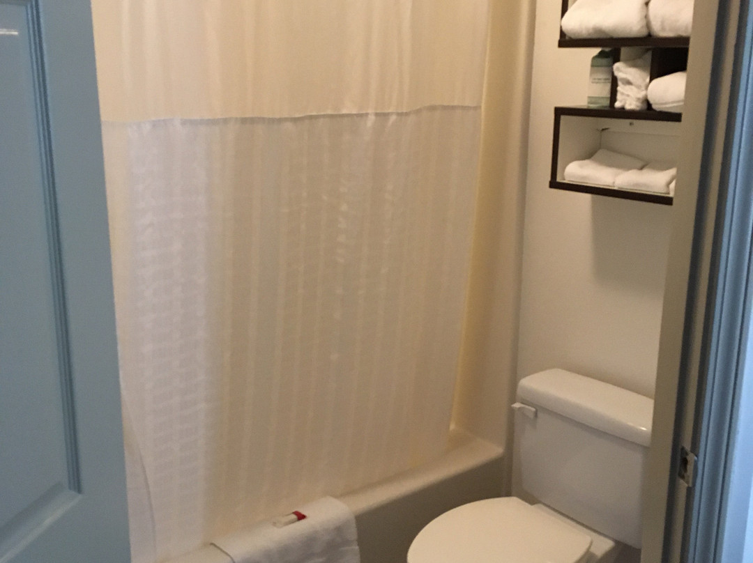 Howard Johnson by Wyndham Jackson主图