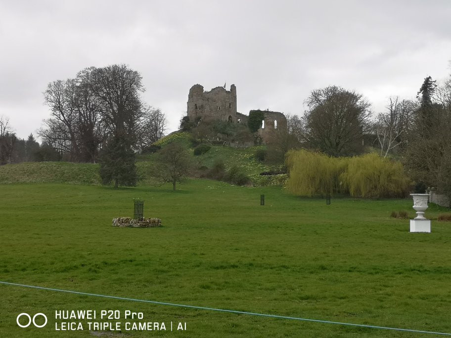 Hawarden Castle景点图片