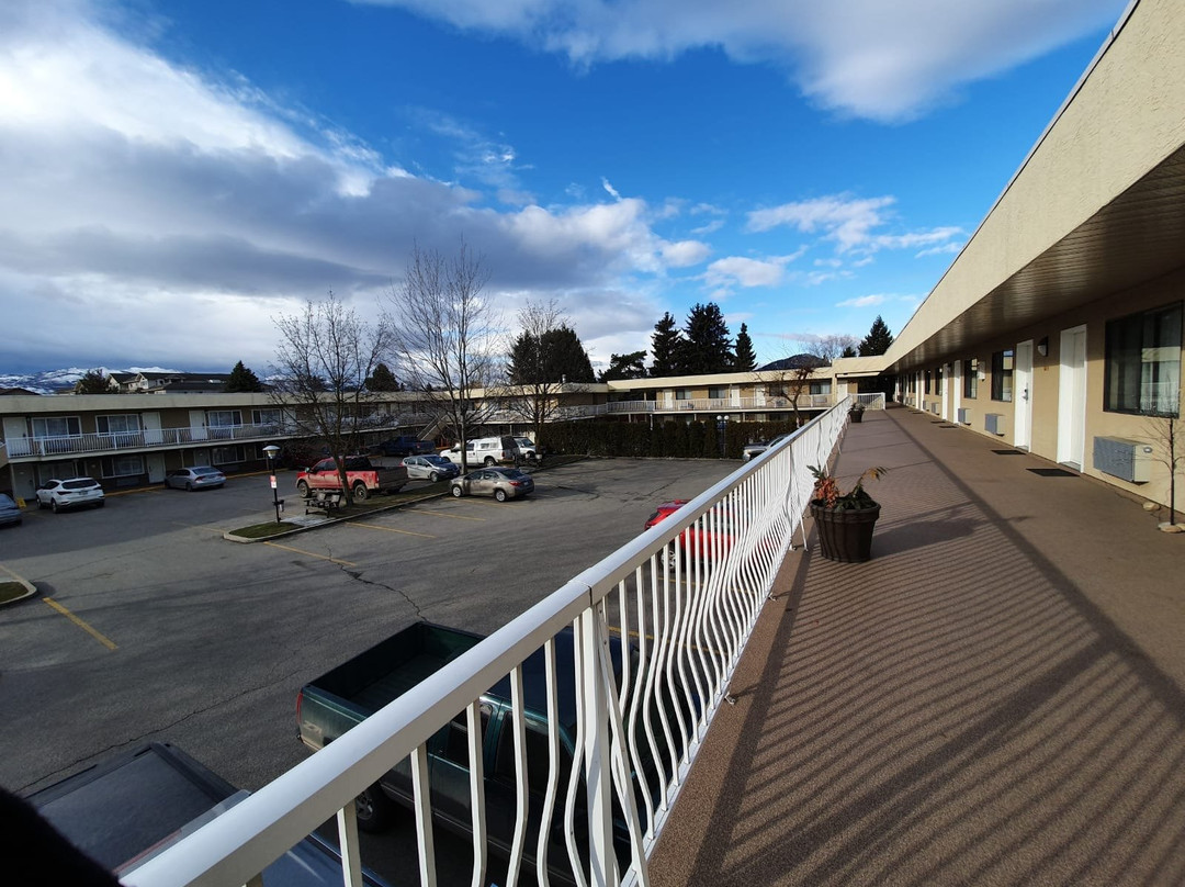 基洛纳酒店住宿-Siesta Suites