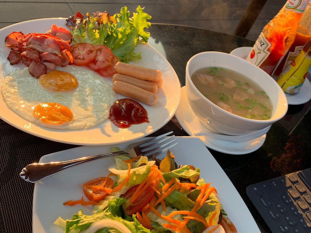 瑞平赛珊奢华酒店主图