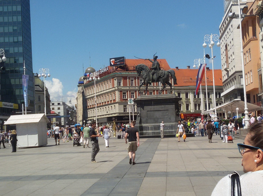 Ban Josip Jelačić Square-萨格勒布必去景点