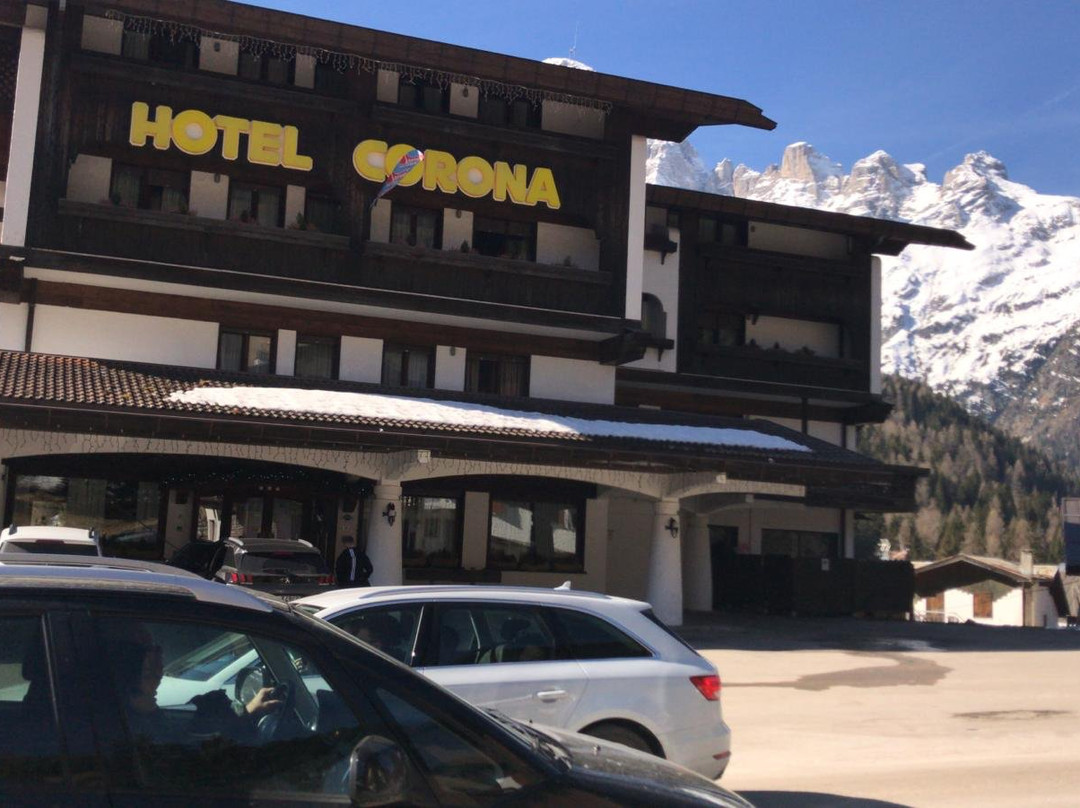 Corona Hotel主图