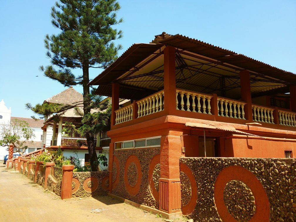 Dr. Alvaro Loyola Furtado Mansion景点图片