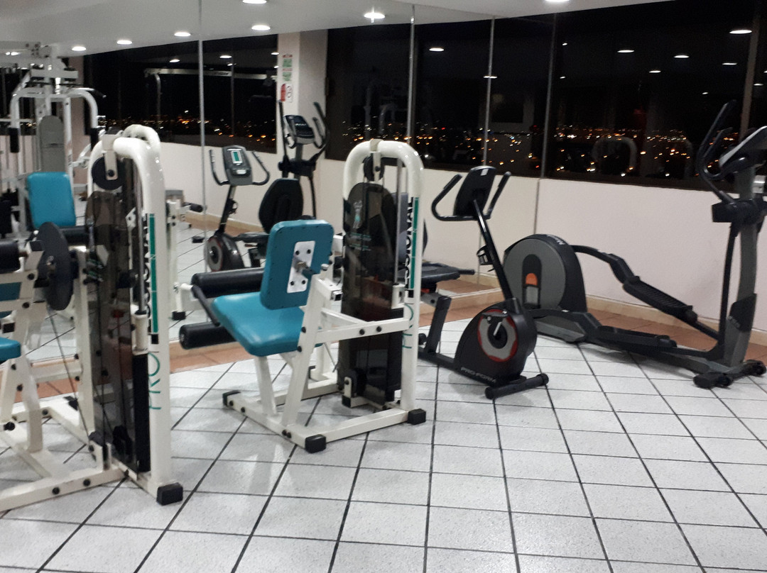 Hotel Real Plaza主图