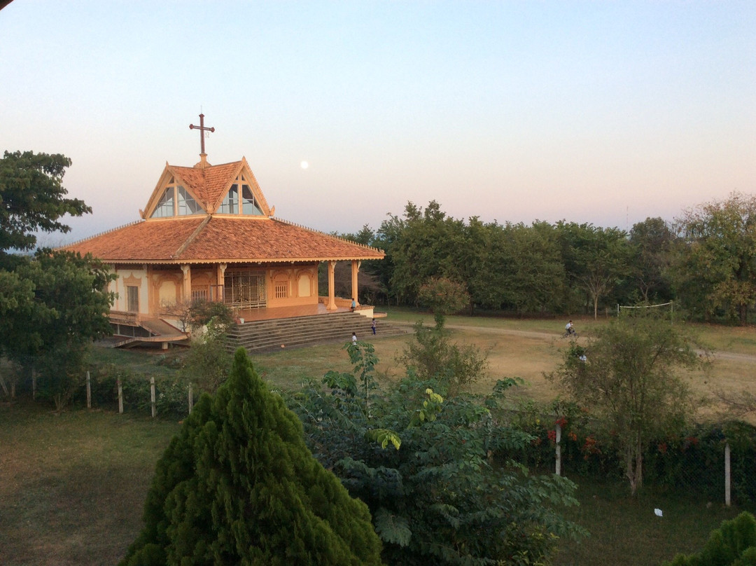 Pailin Church景点图片