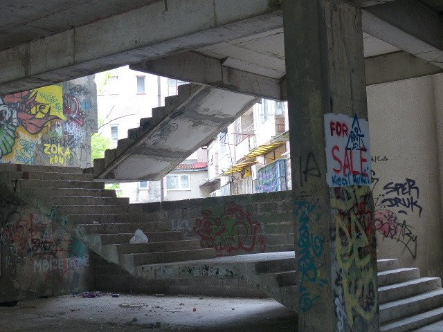 Abandoned Building景点图片
