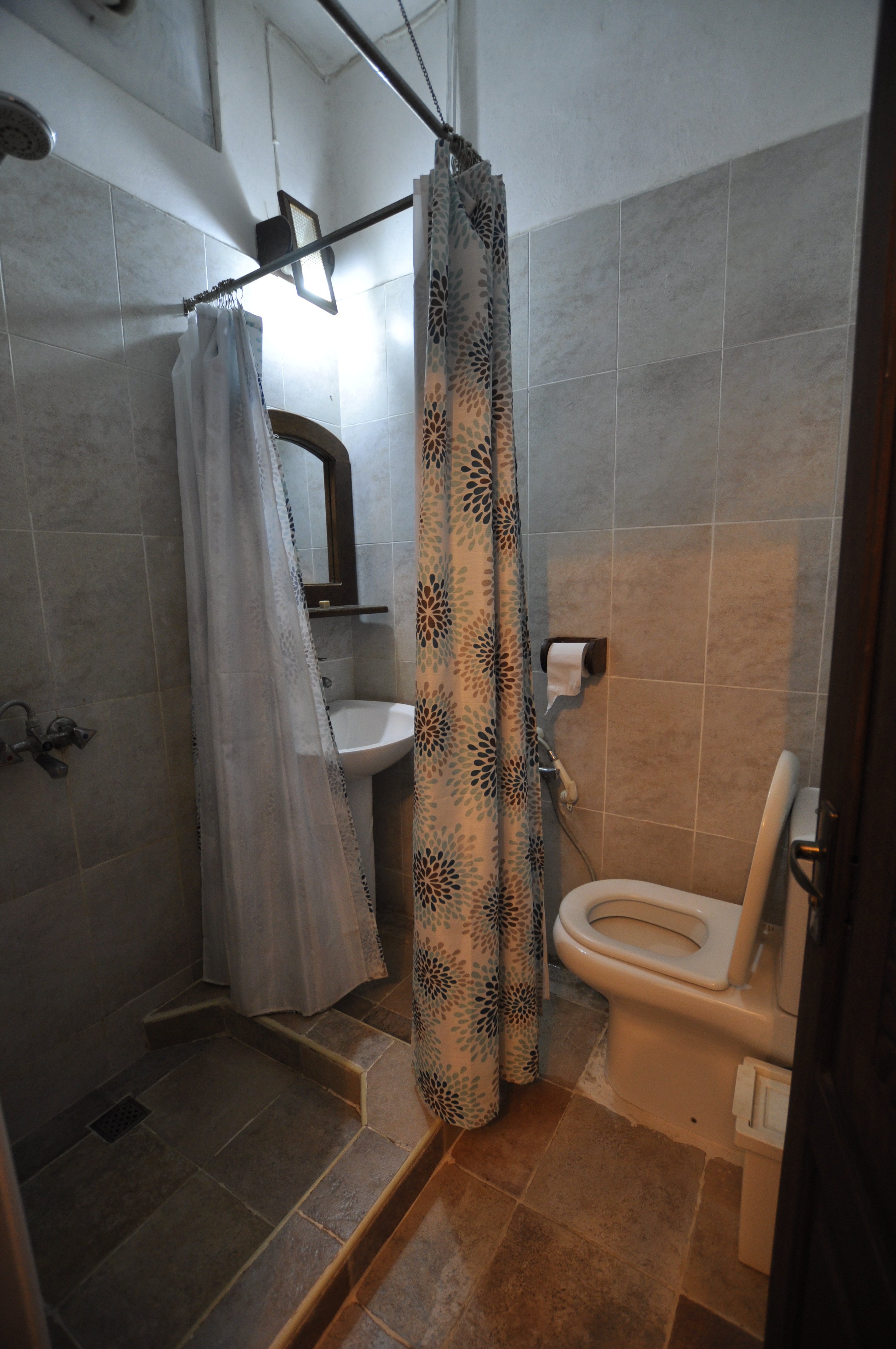 Asili Town House-浴室