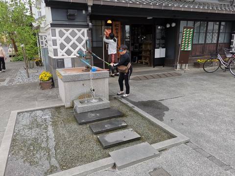 Nakamachi Kura no Ido-松本市必去景点