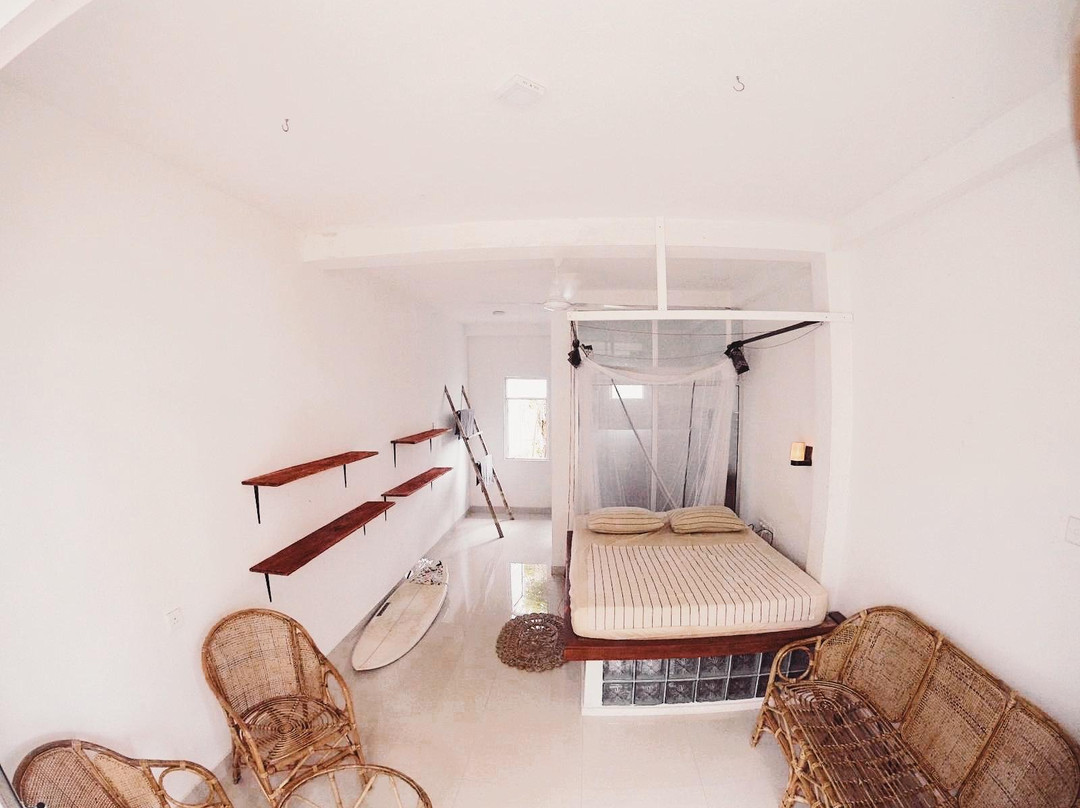 Lotus Surfhouse