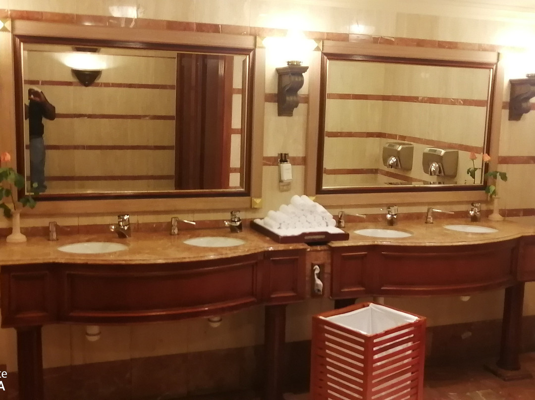 米开朗基罗酒店主图