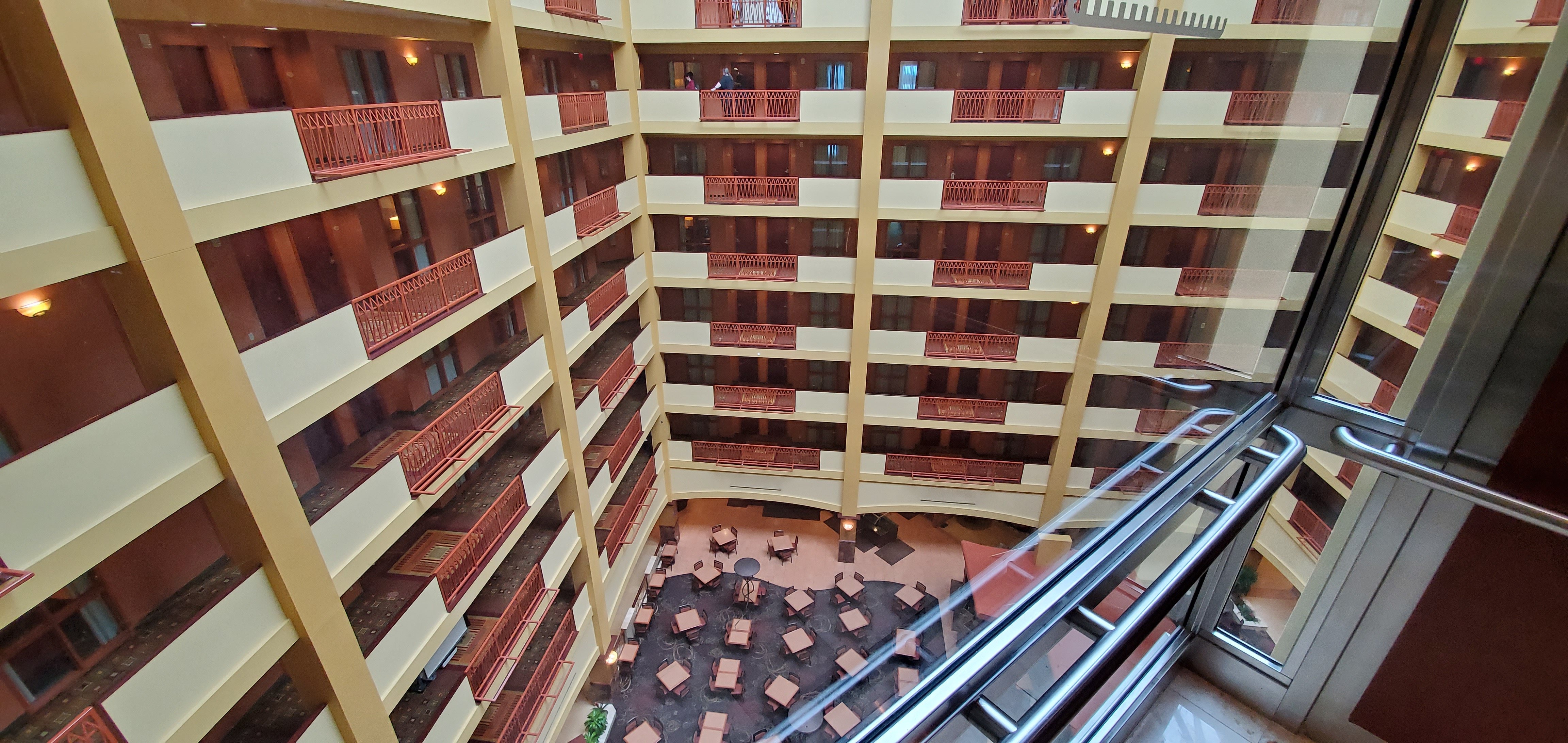 Embassy Suites by Hilton Hampton Convention Center-浴室