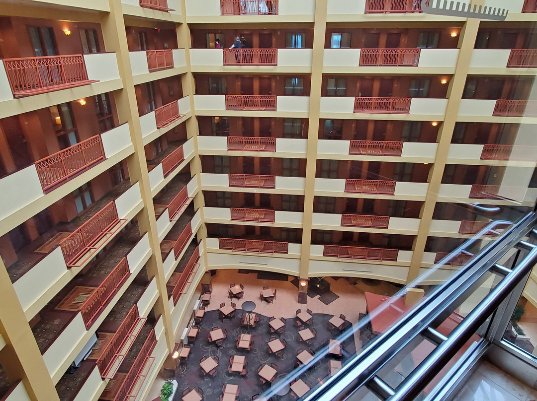 Embassy Suites by Hilton Hampton Convention Center主图