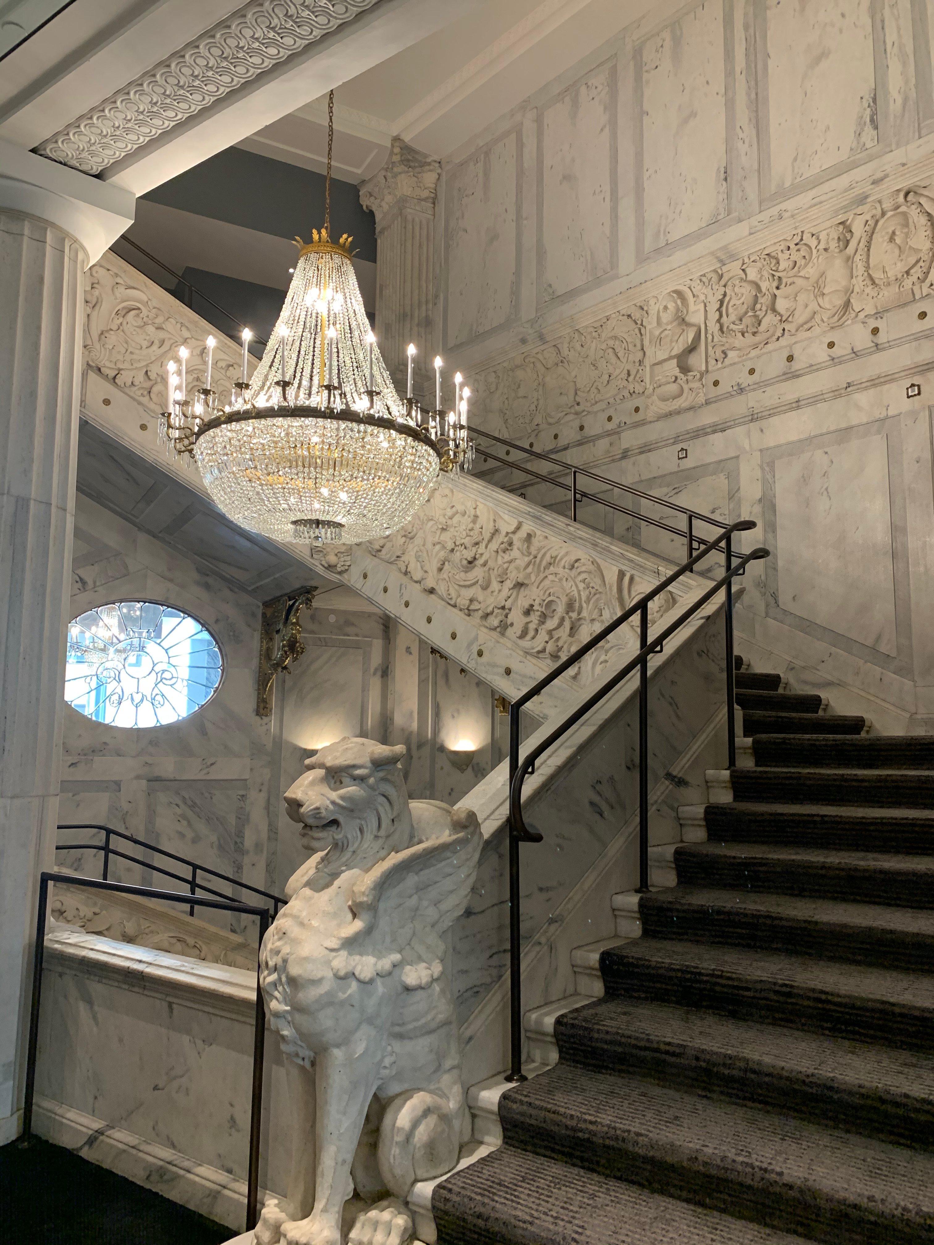 The Candler Hotel Atlanta, Curio Collection by Hilton-portrait