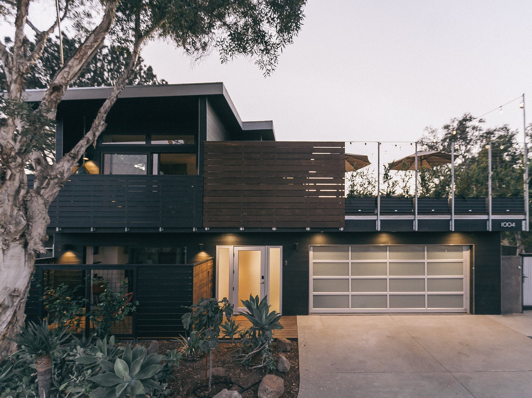 Twelve Senses Retreat主图