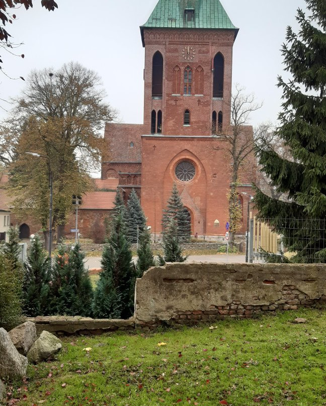 Konkatedra sw. Jana Chrzciciela-Kamien Pomorski必去景点