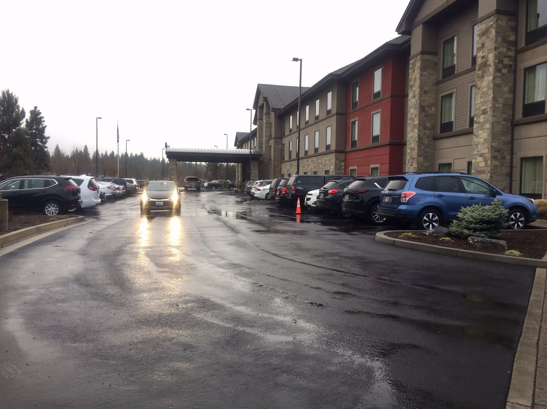 Hampton Inn & Suites Bend主图