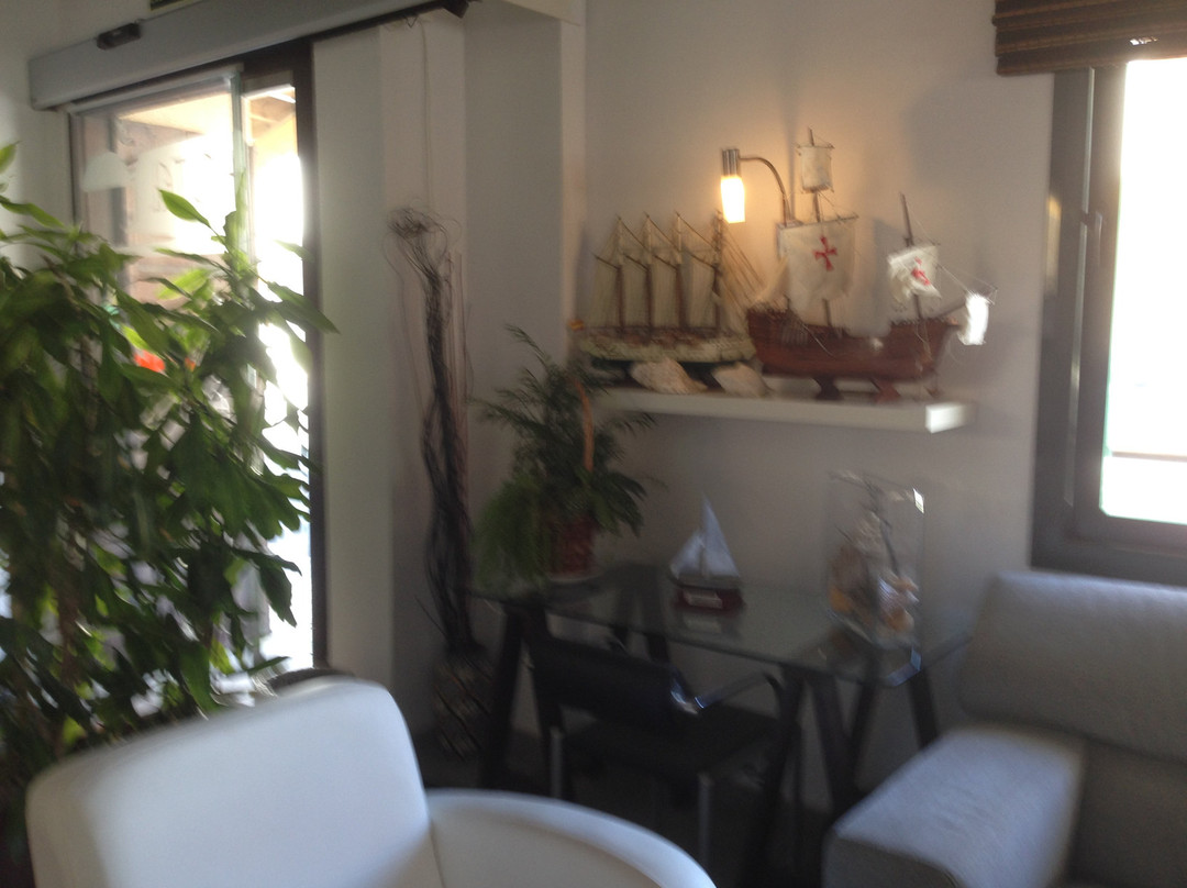 卡拉宏达码头旅馆主图