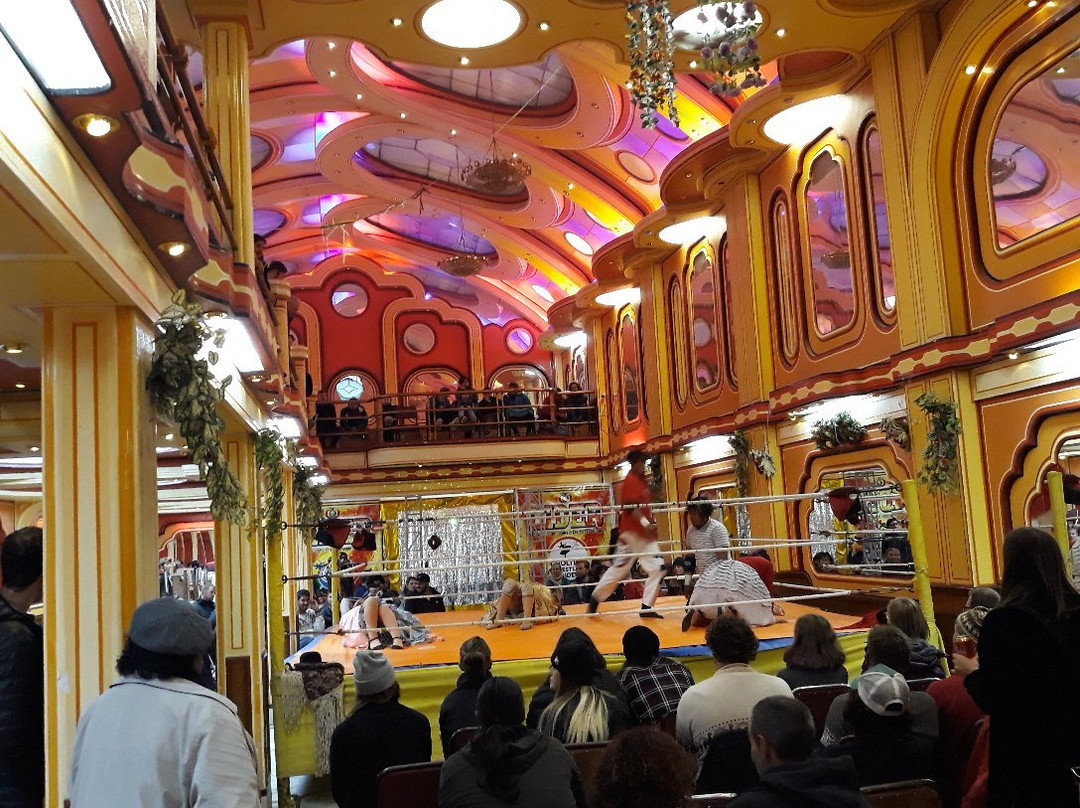 Cholitas Wrestling-拉巴斯必去景点