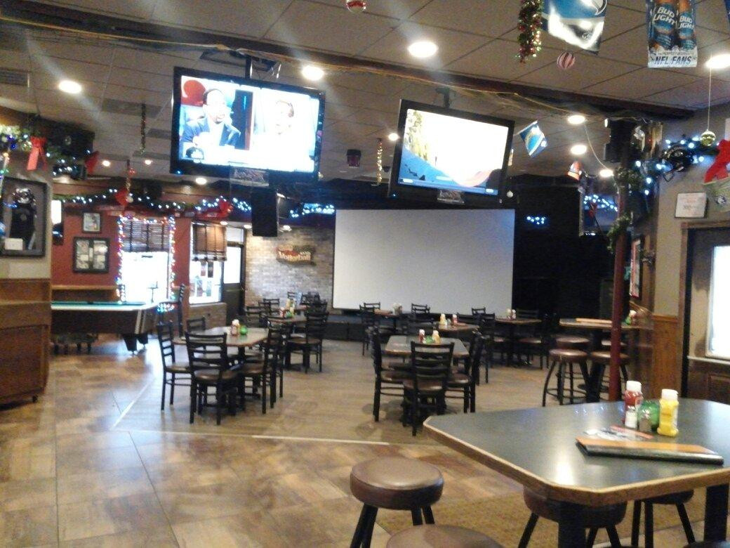 Wauconda旅游景点-Sideouts Sports Tavern