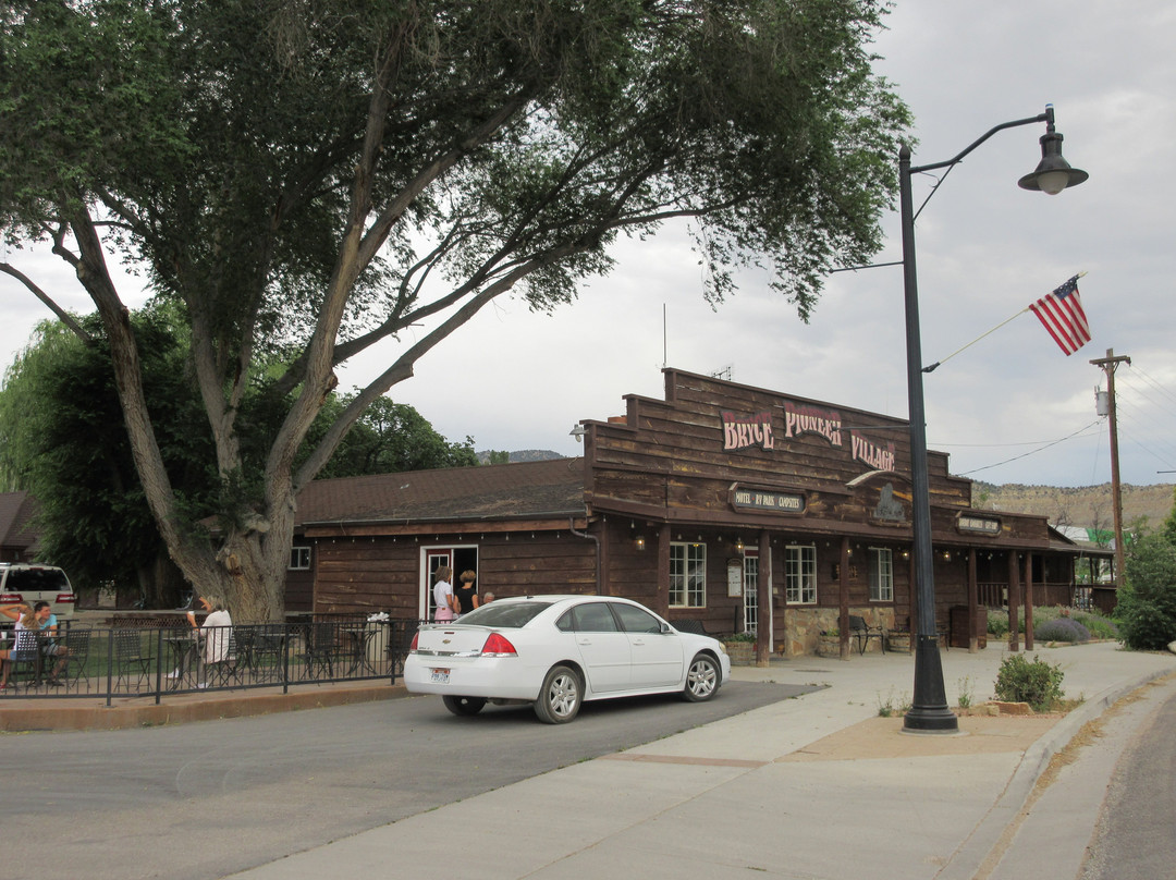 Bryce Pioneer Village主图